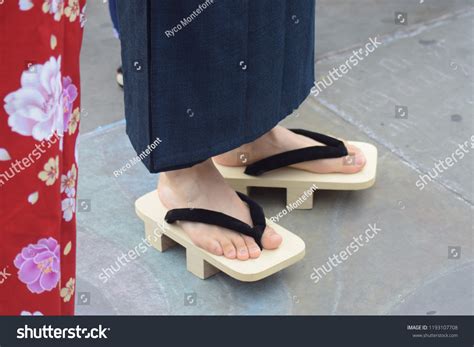 japanese feet pictures